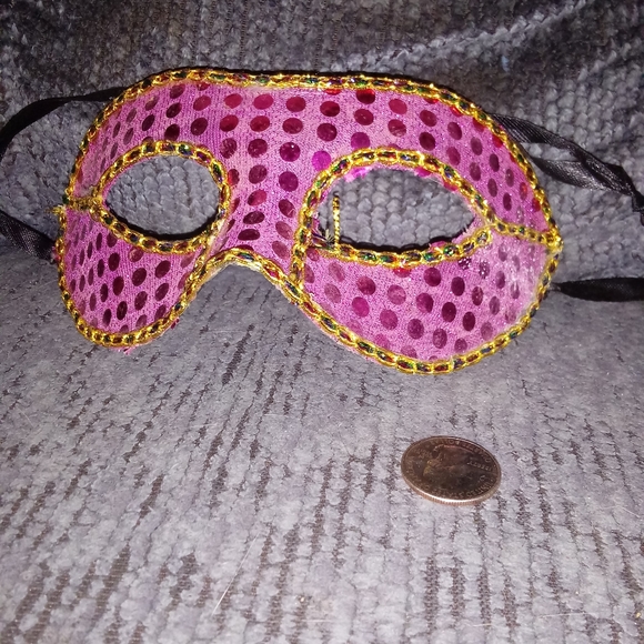 Mardi Grad Masks - Picture 7 of 7